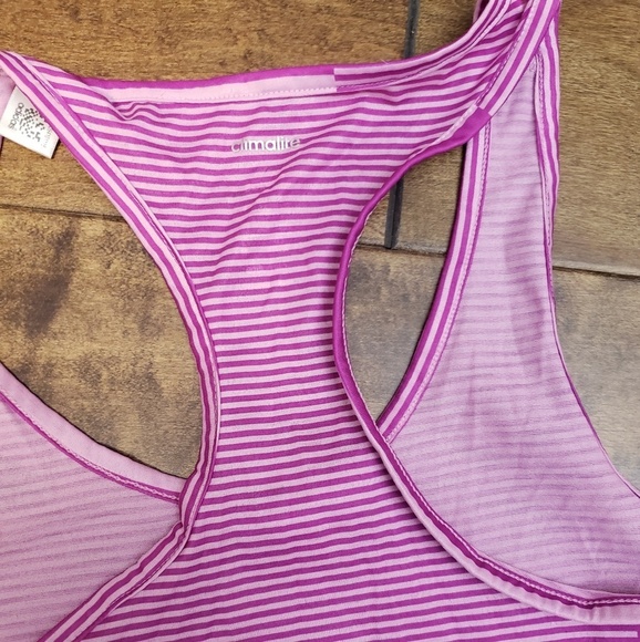 Adidas work out top. - Picture 4 of 5